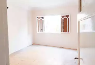 Apartments For sale - 2 rooms - floor 1