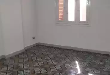 Apartments For sale - 2 rooms - floor 4