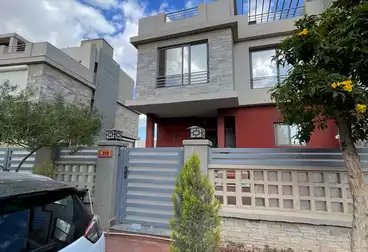 فلل للبيع - 4 غرف