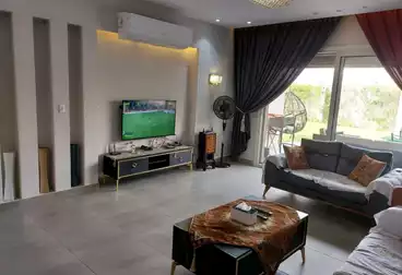 Apartment with Garden For sale - 3 rooms - floor 2