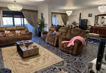 Apartments For sale - 3 rooms - floor 4