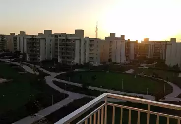 شقق للبيع - 3 غرف - بالدور 5