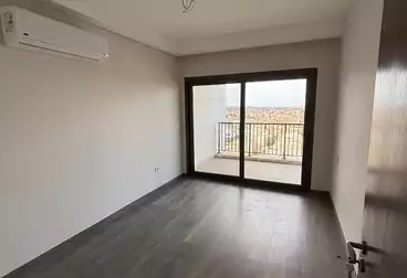 Apartments For sale - 3 rooms - floor 8