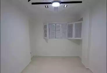 Apartments For sale - 2 rooms - floor 3