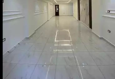 Apartments For sale - 3 rooms - floor 1