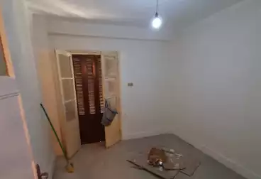 Apartments For rent - 2 rooms - floor 4