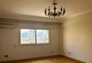 Apartments For rent - 3 rooms - floor 5