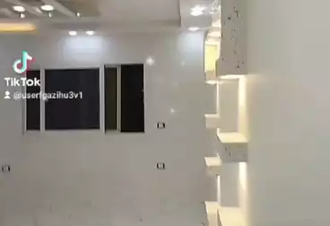undefined undefined - 2 rooms - floor 8