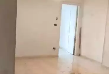 undefined undefined - 2 rooms - floor 5