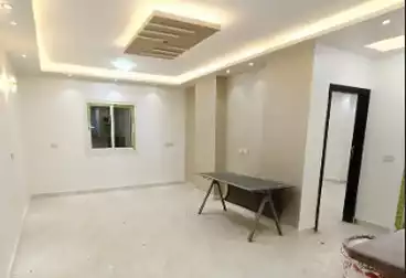 Apartments For sale - 2 rooms - floor 1