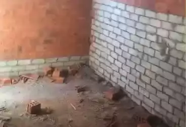 Apartments For sale - 4 rooms - floor 1
