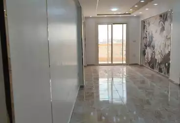 Apartments For sale - 3 rooms - floor 2