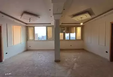 Apartments For sale - 4 rooms - floor 10