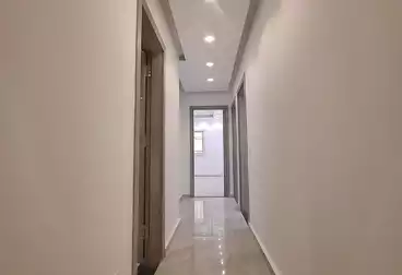 Apartments For sale - 3 rooms - floor 2
