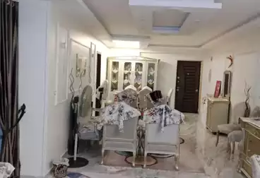 شقق للبيع - 3 غرف - بالدور 10