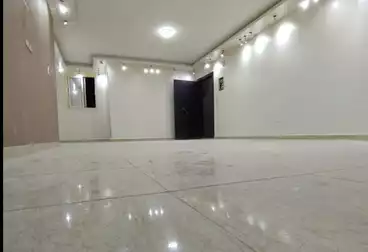 Apartments For sale - 2 rooms - floor 8