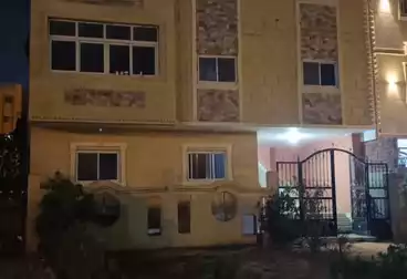 Furnished Apartment For sale - 3 rooms - floor 1