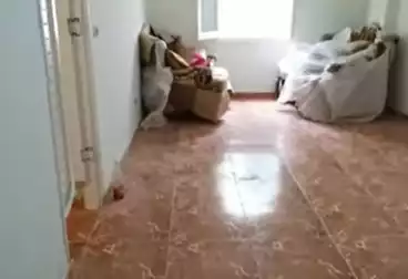 Apartments For sale - 2 rooms - floor 5