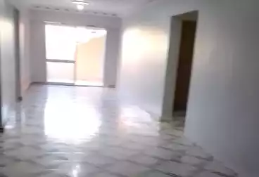 Apartments For sale - 2 rooms - floor 1