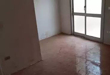 Apartments For sale - 4 rooms - floor 1