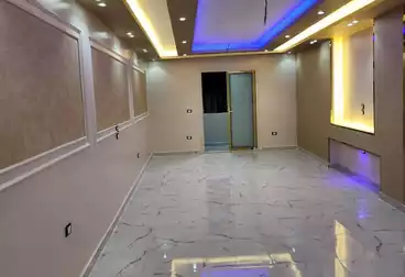 Apartments For sale - 3 rooms - floor 1