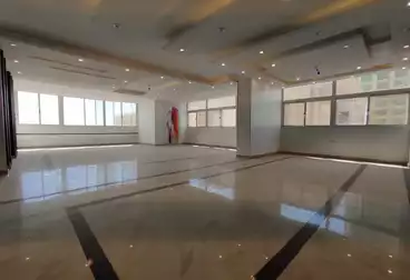 Apartments For sale - 5 rooms - floor 3