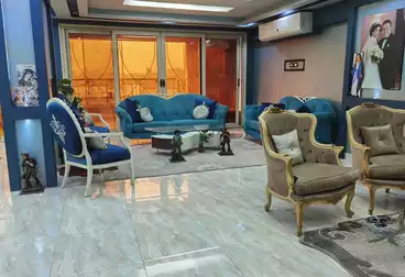 Furnished Apartment For sale - 3 rooms - floor 3