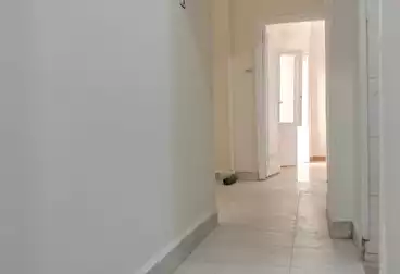 Apartments For sale - 2 rooms - floor 6
