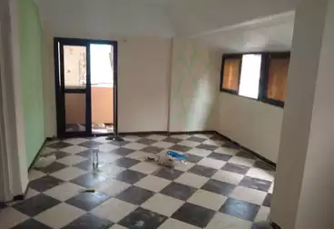 Apartments For sale - 2 rooms - floor 4