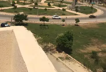 Apartments For sale - 3 rooms - floor 4