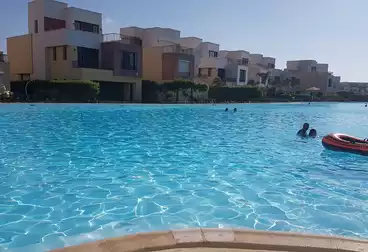 دوبلكس للإيجار - 4 غرف - بالدور 0