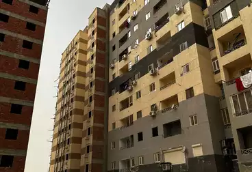 شقق للبيع - 3 غرف - بالدور 4