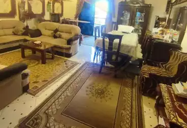 Apartments For sale - 3 rooms - floor 8