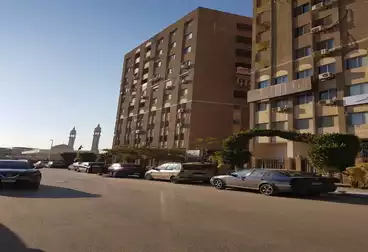 Apartments For sale - 3 rooms - floor 8