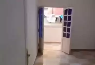 Apartments For sale - 3 rooms - floor 9