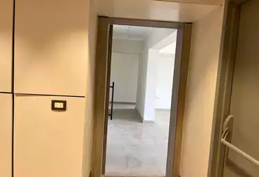 undefined undefined - 3 rooms - floor 4