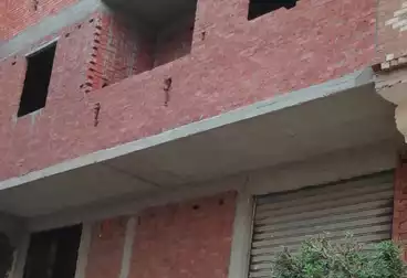 House / Home For sale - 6 rooms
