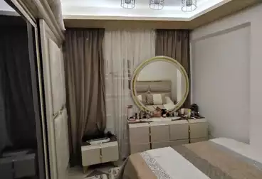 undefined undefined - 2 rooms - floor 5