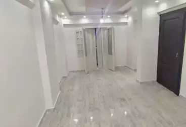 Apartments For sale - 2 rooms - floor 1