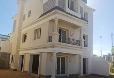 فلل للبيع - 5 غرف