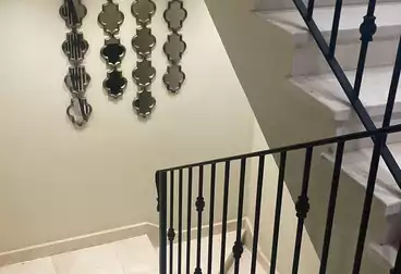 تاون هاوس للبيع - 4 غرف