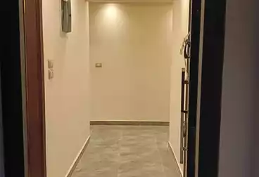 Apartments For sale - 3 rooms - floor 1