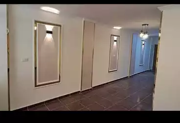 Apartments For sale - 2 rooms - floor 1