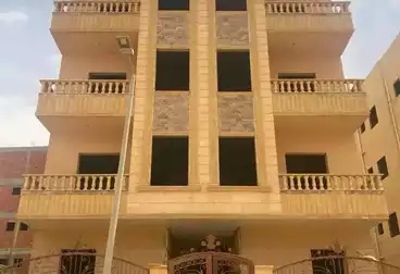Building For sale - 3 rooms