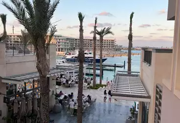 شاليهات للإيجار - 2 غرف - بالدور 1