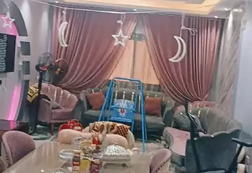 شقق للبيع - 3 غرف - بالدور 1