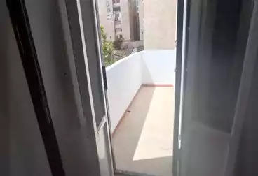 Apartments For sale - 1 rooms - floor 2