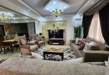 Furnished Apartment For sale - 3 rooms - floor 5