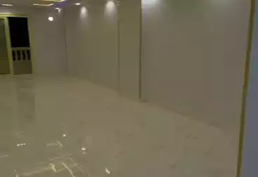 شقق للإيجار - 3 غرف - بالدور 0