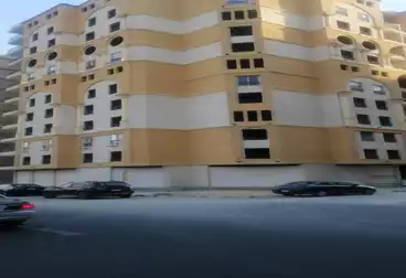 شقق للبيع - 3 غرف - بالدور 8